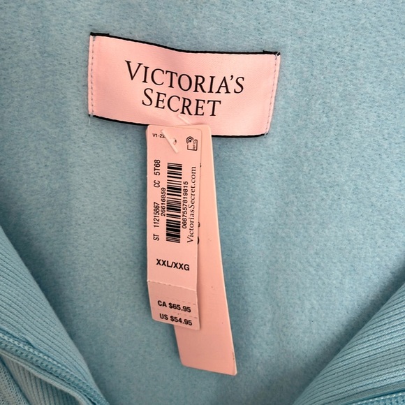 Victoria’s Secret crop sweater - Picture 3 of 9